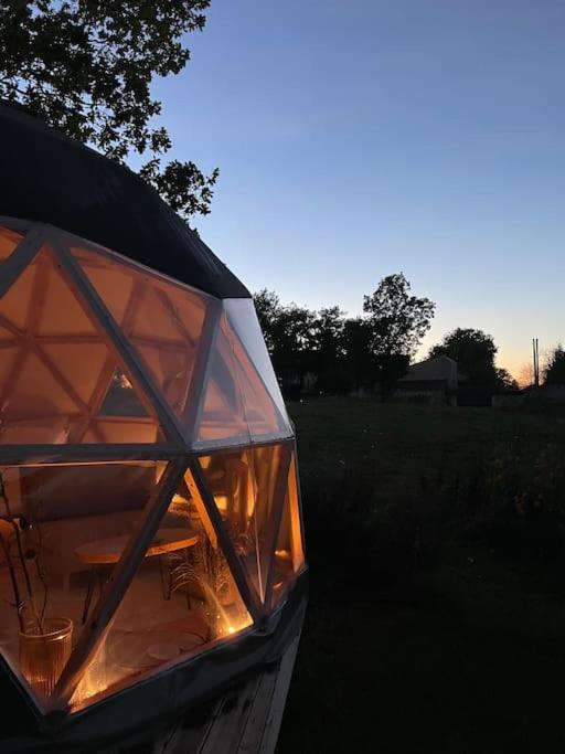 Dome Insolite Cedre Jacuzzi Et Petits Dejeuners Inclus Lagraulet-du-Gers Dış mekan fotoğraf